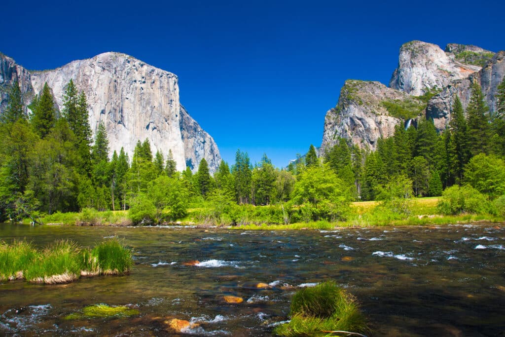 Yosemite Valley with El Captain Rock and Bridal Veil Falls in Yosemite National Park,California
