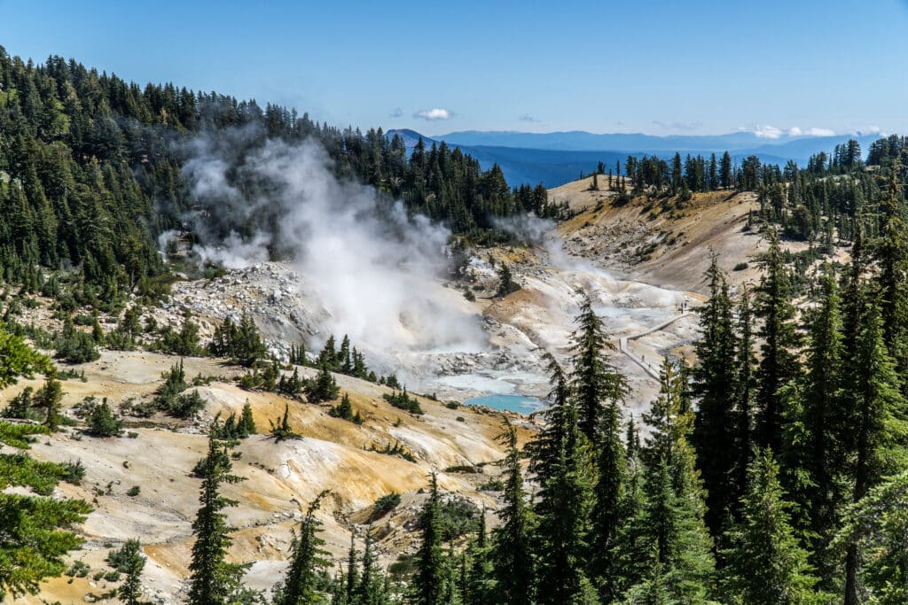 the lassen volcanic national park in the USA