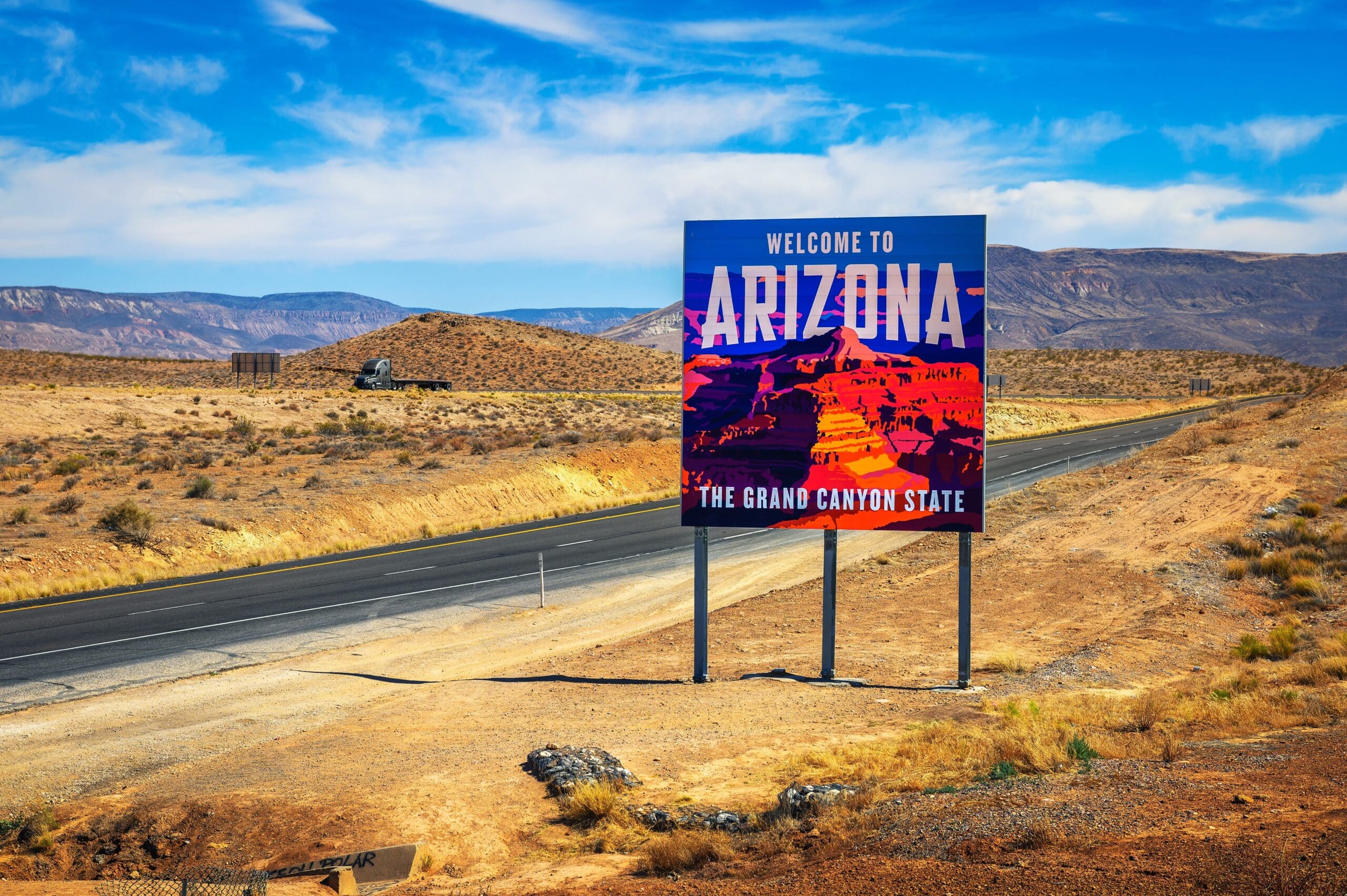 Welcome to Arizona State Sign situated along I-15 at the border with Utah