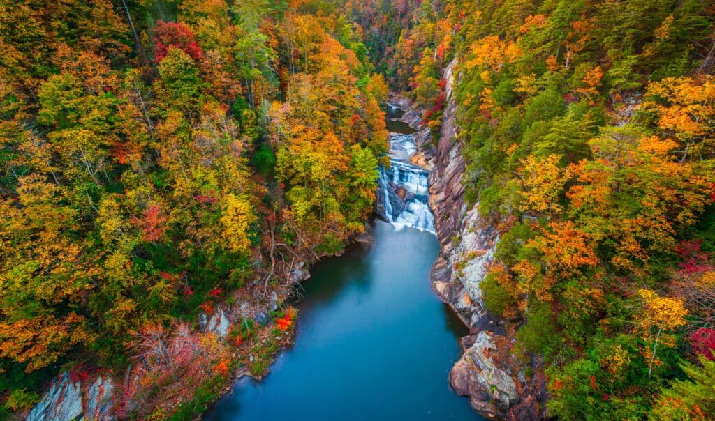 Tallulah Falls, Georgia, USA overlooking Tallulah Gorge in the autumn season.