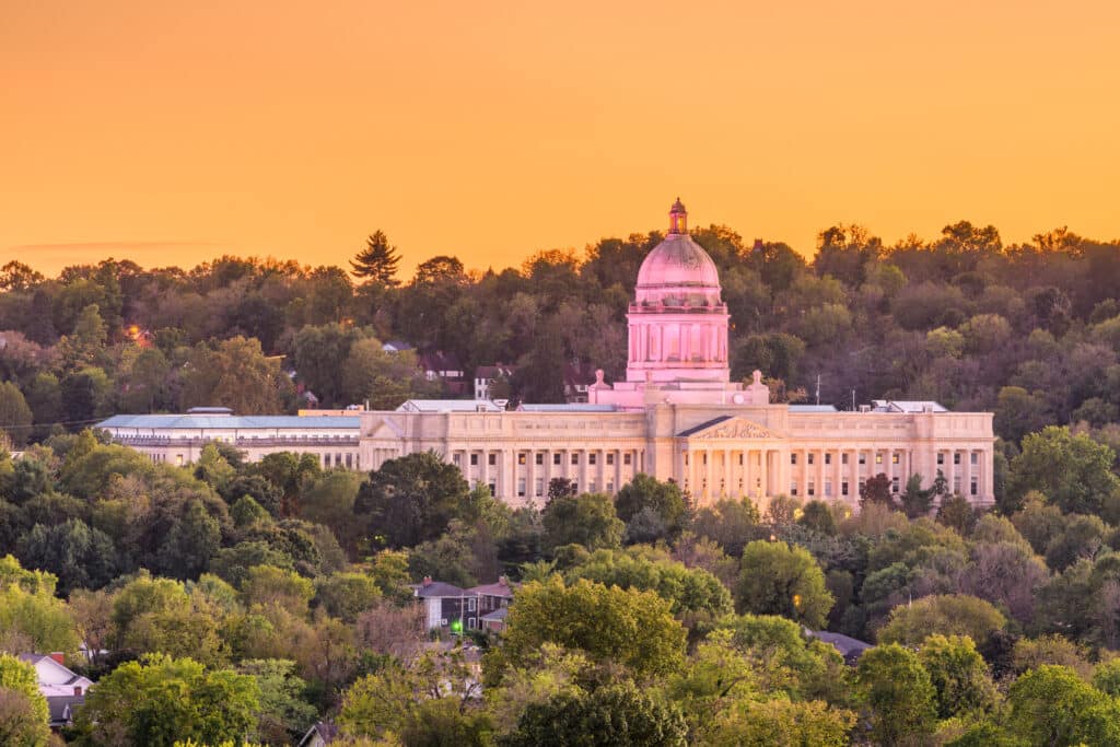 Frankfort, Kentucky, USA with the Kentucky State Capitol at dusk.