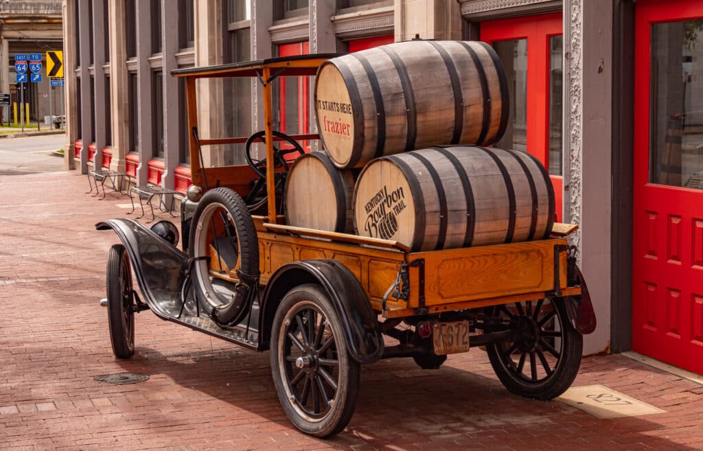 Oldtimer car with Bourbon barrels in Louisville - LOUISVILLE, KENTUCKY