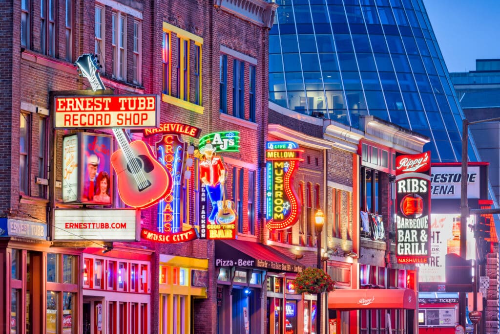 NASHVILLE, TENNESSEE: Honky-tonks on Lower Broadway. The district is famous for the numerous country music entertainment establishments.