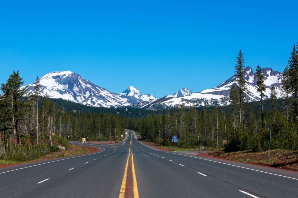 Bend, Oregon, USA. Cascade Lakes Scenic Byway, Three Sisters Mountains