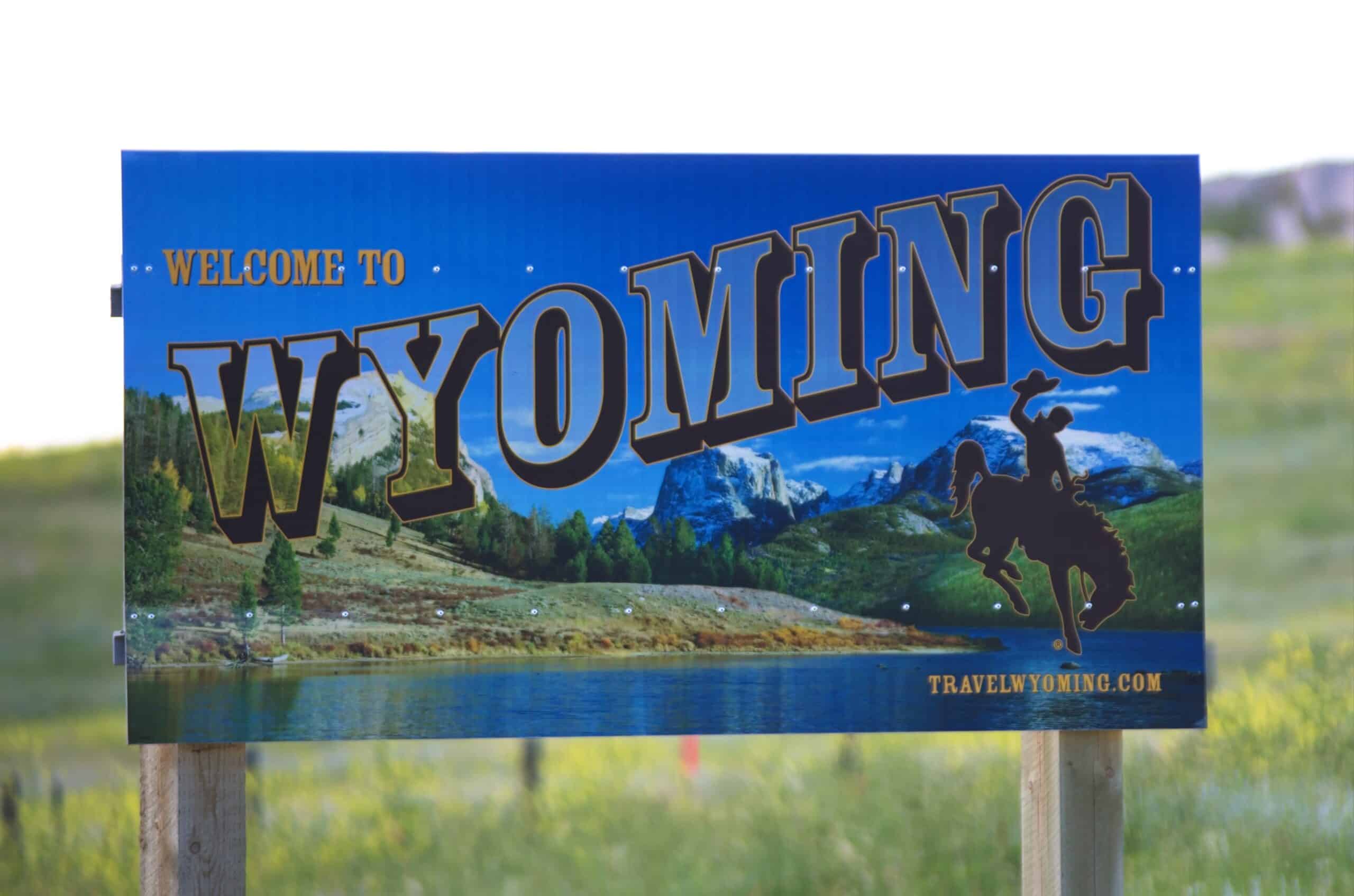 Wyoming, USA: Welcome to Wyoming road sign