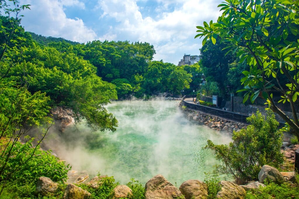 The Thermal Valley is located next to Beitou Park in Beitou District, Taipei City. It is one of the sources of Beitou Hot Spring and is filled with sulfur smoke all year round.
